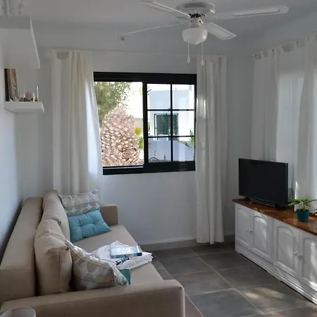 Σπίτι διακοπών Jardin Del Sol 1 **close To Town And The Beach** Πλάγια Μπλάνκα